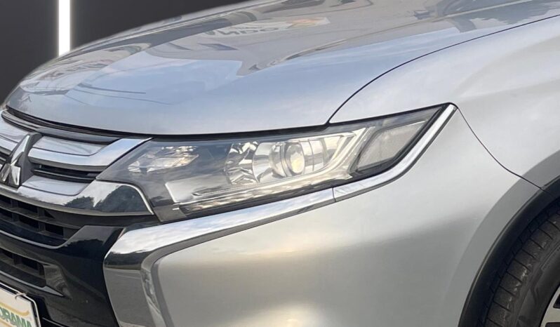 
								OUTLANDER 2.0 COMFORT 16V GASOLINA 4P AUTOMATICO 2017/2018 full									