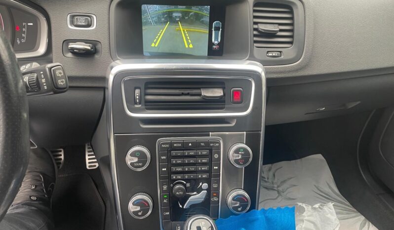 
								V6 3.0 T6 R DESIGN 24V TURBO GASOLINA 4P AUTOMATICO  2014/2015 full									