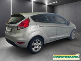 FIESTA 1.6 SE HATCH 16V FLEX 4P POWERSHIFT 2014/2015
