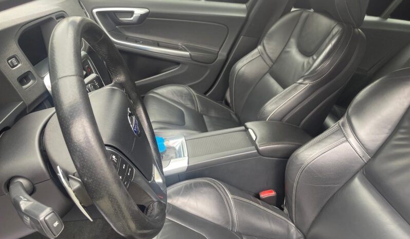 
								V6 3.0 T6 R DESIGN 24V TURBO GASOLINA 4P AUTOMATICO  2014/2015 full									